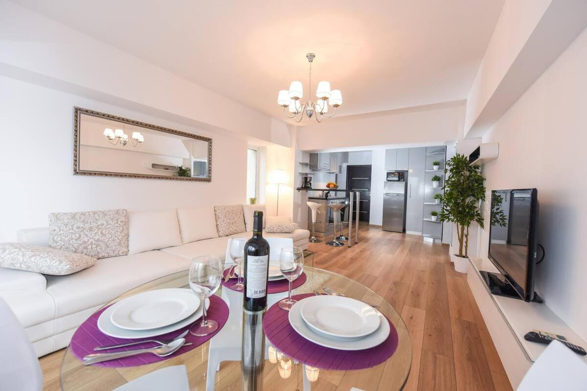 New Luxury Flat At Unirii Square, Piata Unirii Apartment Bukarest